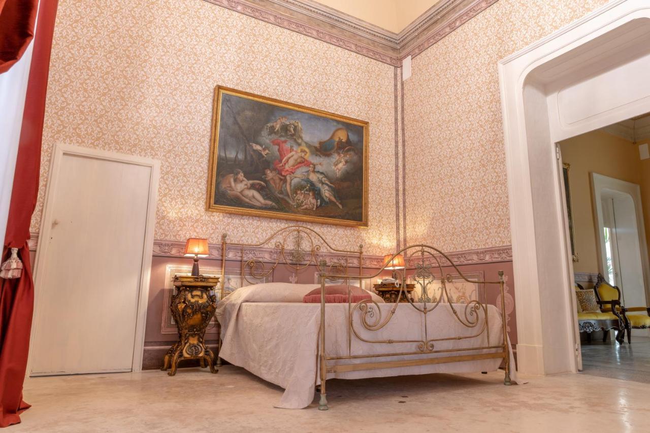 Hotel Il Cavaliere Al Borgo Antico Copertino Exterior foto